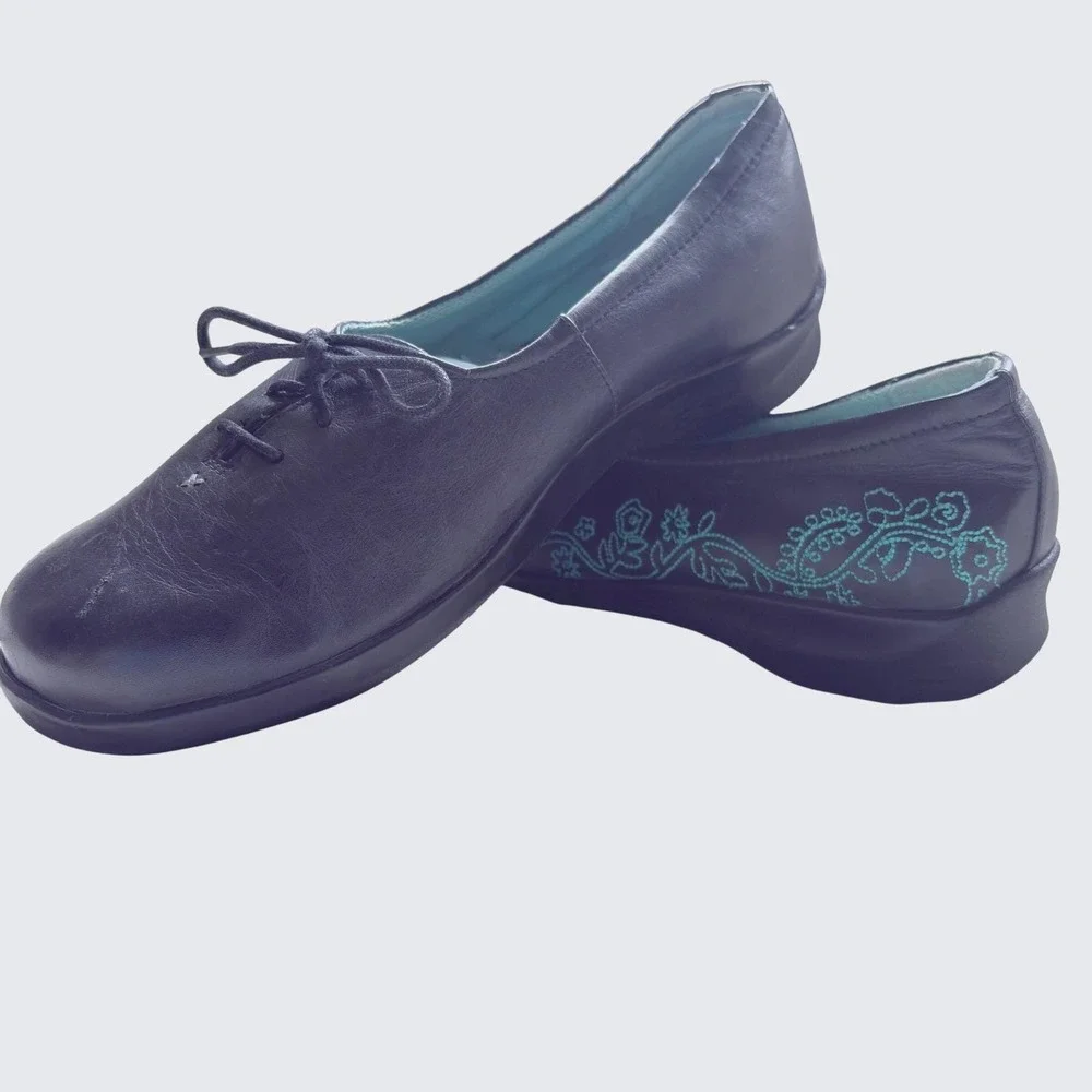 Aetrex black leather